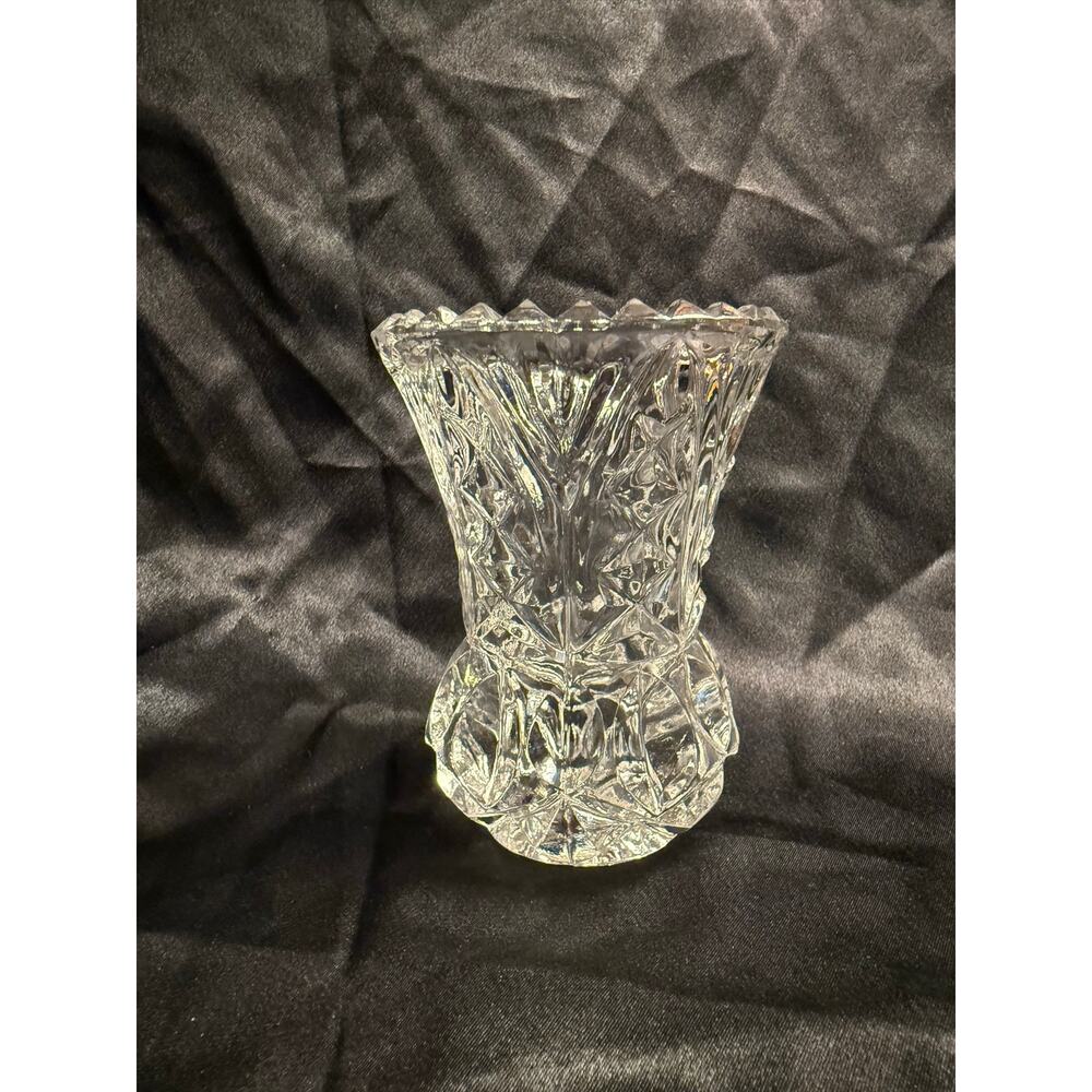Vintage 60’s Princess House crystal cut glass bud vase toothpick holder